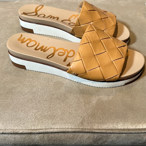 Sam Edelman 10- natural weaved leather sandal - Picture 8 of 10
